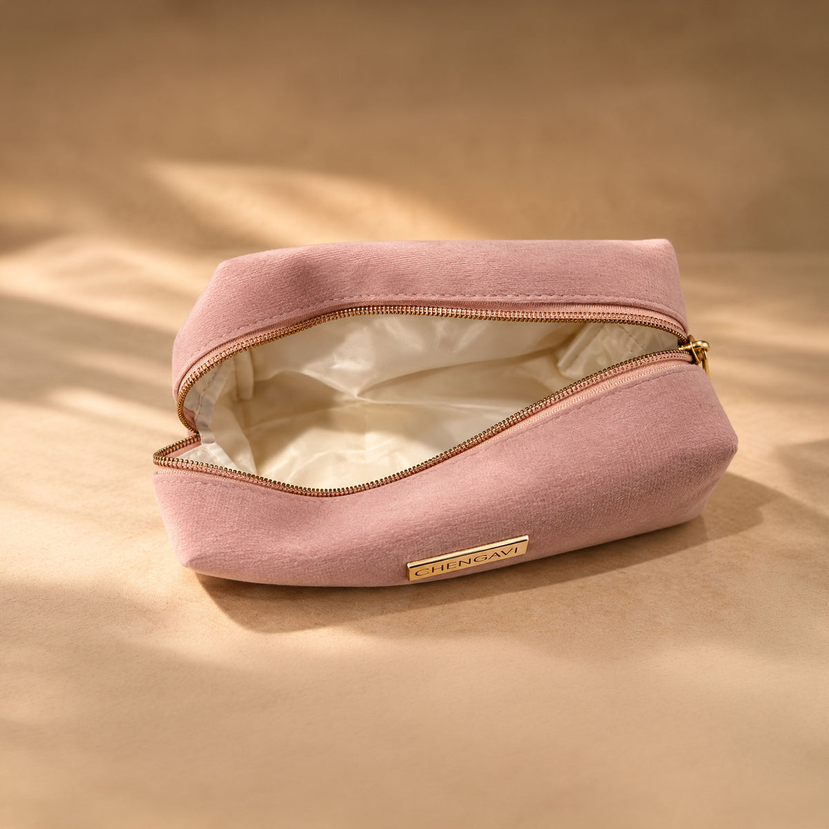 Chengavi Signature Pouch
